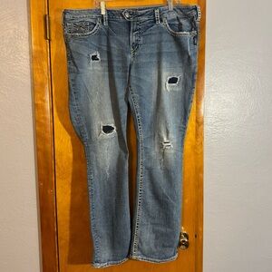 Silver Jeans Women’s Plus Size Baby Boot Distressed Denim